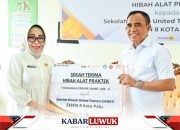 Gubernur Sulteng Serahkan Hibah Alat Praktik ke SMKN 8 Palu