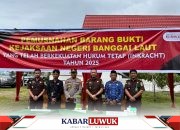 Kejaksaan Negeri Banggai Laut Musnahkan Barang Bukti 17 Perkara Tindak Pidana