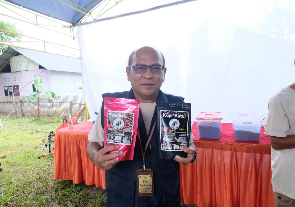 Program Elektrifikasi Pertanian PLN UIP Sulawesi Raih Penghargaan Tertinggi di Nusantara CSR Awards