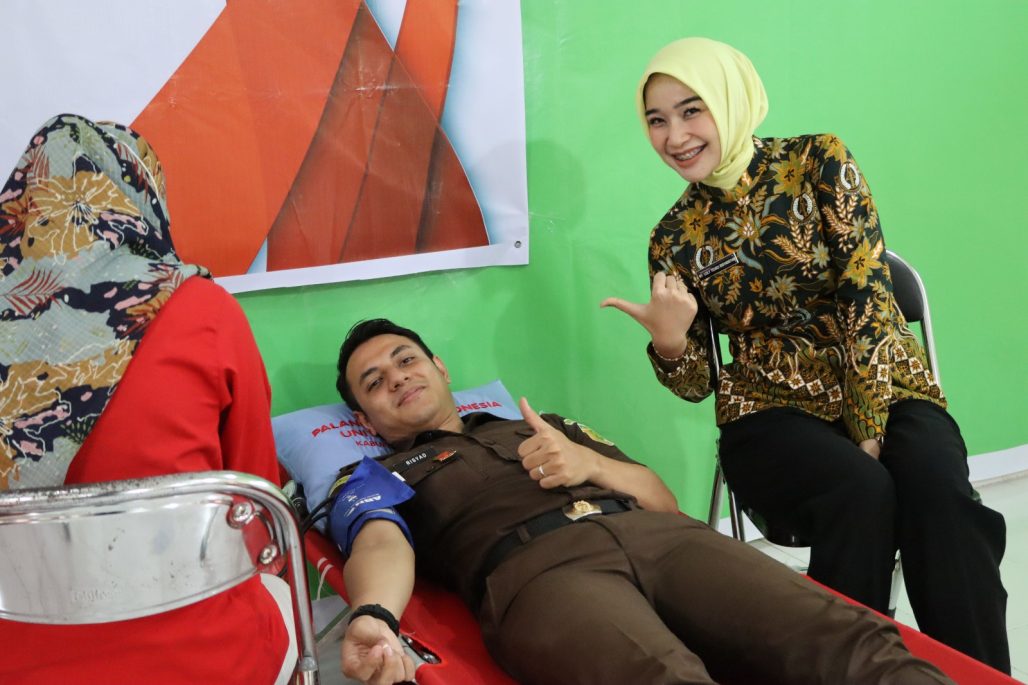 Kejari Banggai Laut Gelar Donor Darah Peringati Hari Bhakti Adhyaksa ke-80