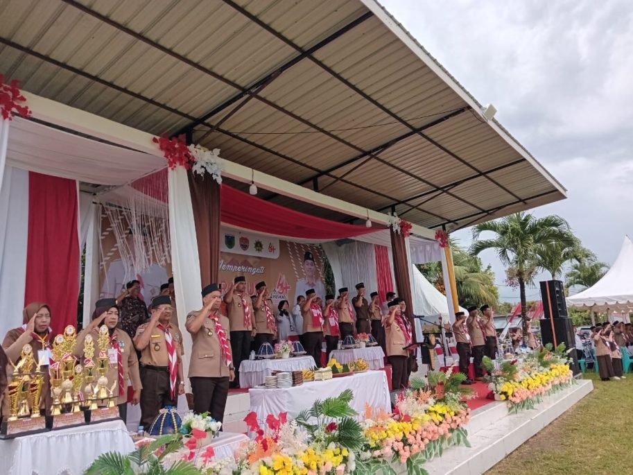 Bupati Sofyan Kaepa Pimpin Upacara HUT ke-64 Pramuka Banggai Laut