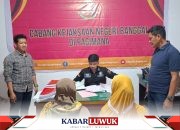 Polsek Pagimana Serahkan Dua Emak-emak Tersangka Kasus Pencurian Bersama ke Kejari Banggai