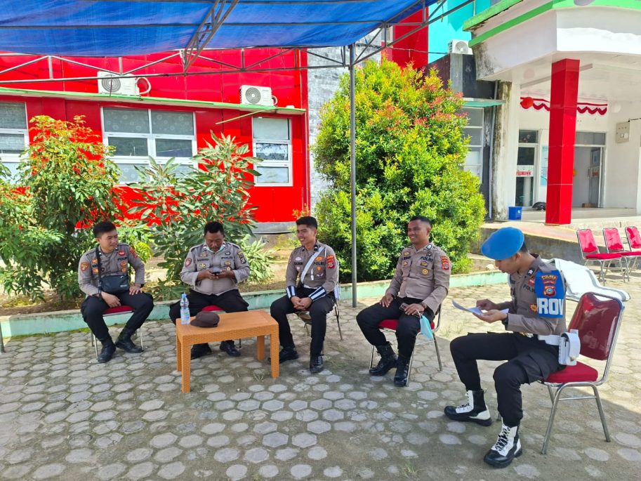 Personel Polsek Tinangkung Jaga Dapur SPPG Tinangkung Pasca Insiden Dugaan Keracunan Massal