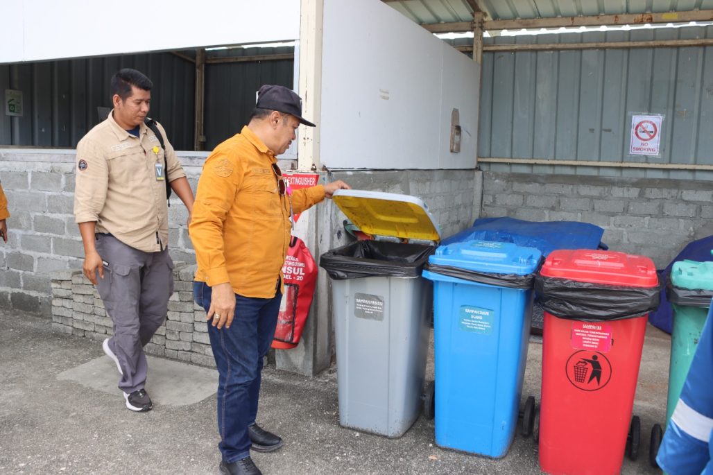 DLH Banggai Pastikan Pengelolaan Sampah dan Lingkungan di DSLNG Telah Berjalan Baik