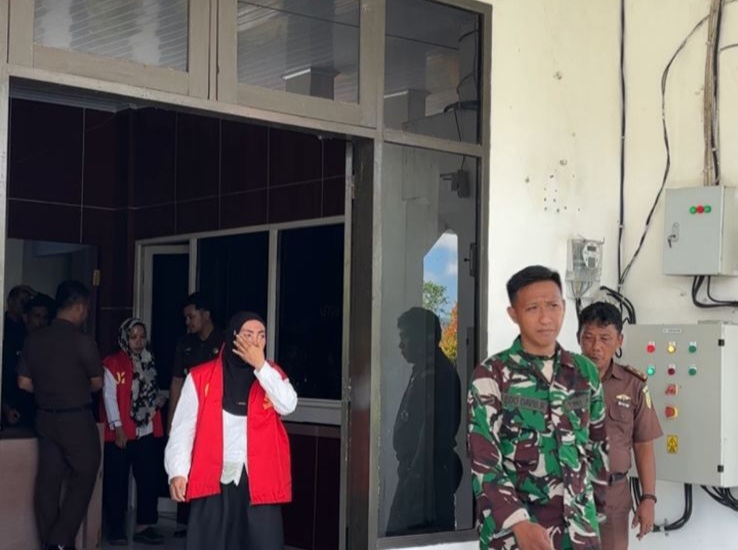 Terjerat Kasus Korupsi, Kejari Balut Tahan Mantan Direktur PDAM Paisu Moute