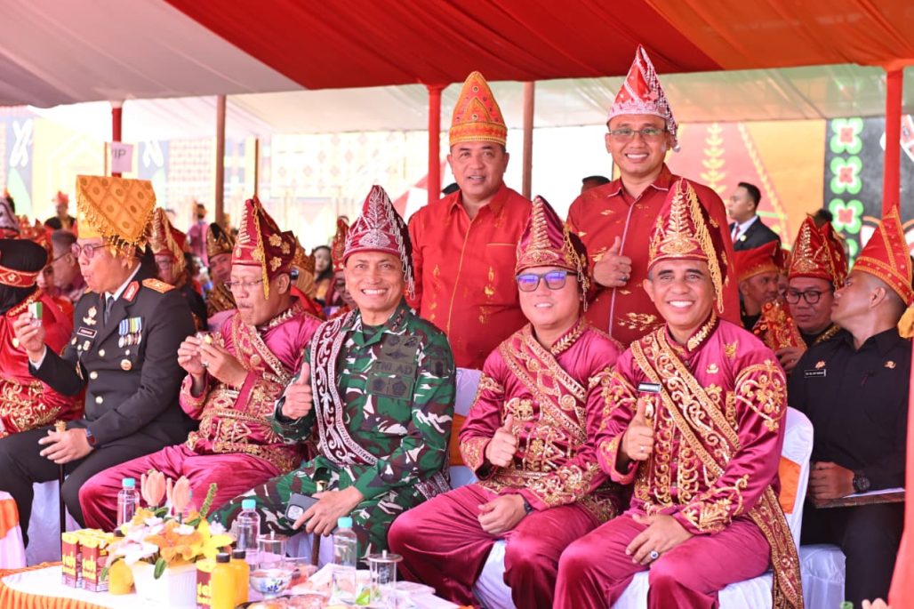 Gubernur Anwar Hafid Pimpin Upacara HUT ke-12 Kabupaten Morowali Utara: Bersatu dalam Harmoni untuk Maju Bersama