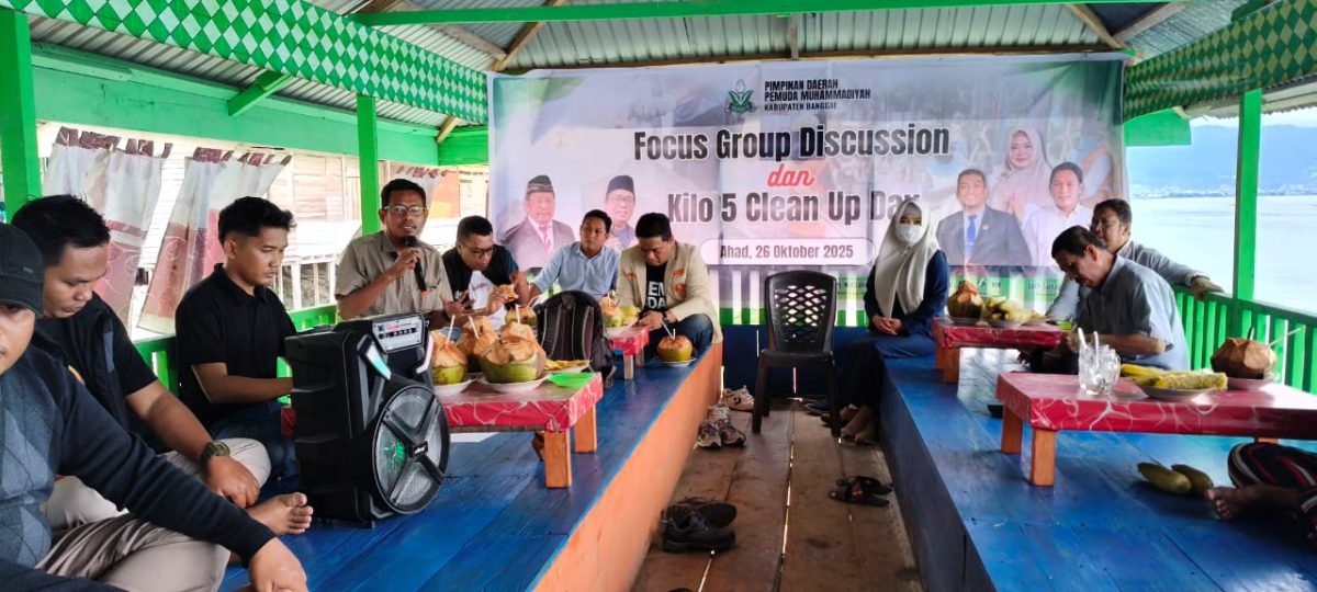 Pemuda Muhammadiyah Luwuk “Belanja Masalah”, Hadirkan Para Pahlawan Kebersihan