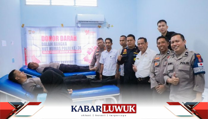 Polres Banggai bersama Wartawan Ikut Donor Darah Sambut HUT Humas Polri ke-74