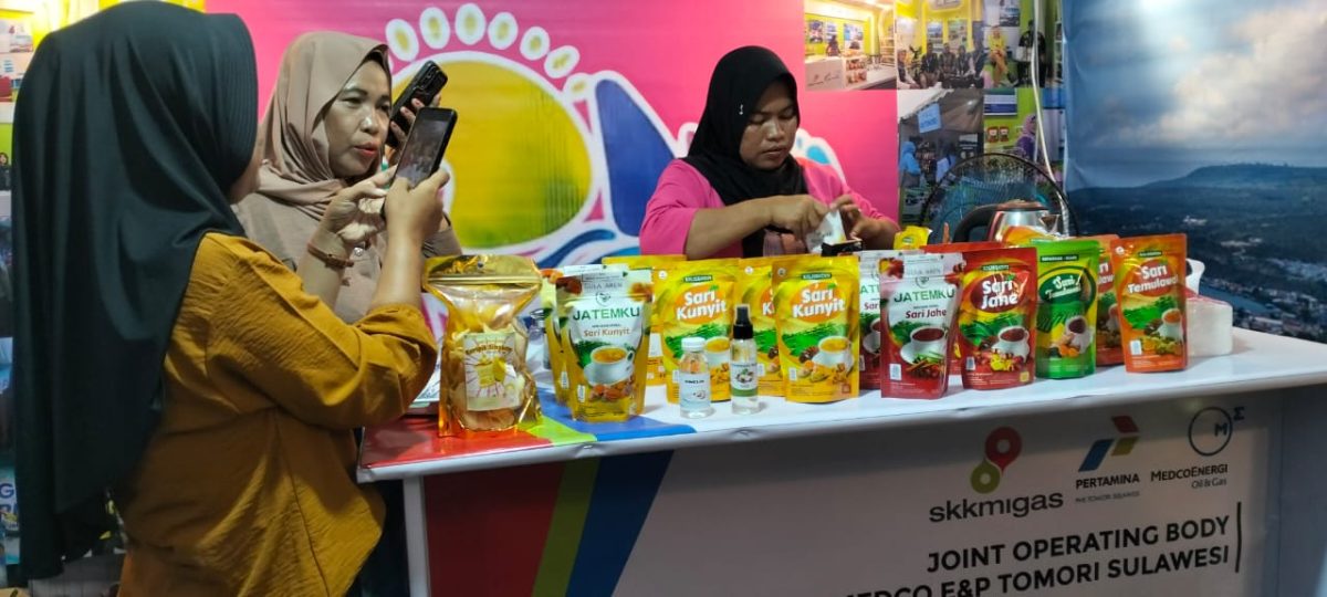 JOB Tomori Bina Kalisbatan, Emak-Emak Batui Bangkitkan Ekonomi Keluarga