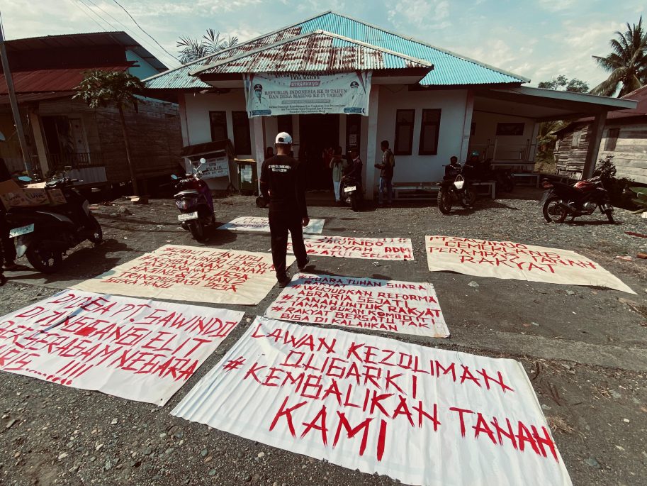 Rakyat Masing Duduki dan Boikot Kantor PT Sawindo Cemerlang