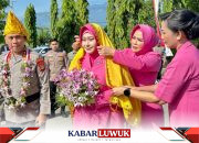 Tradisi Adat Kaili Sambut Langkah Pertama Irjen Endi Sutendi sebagai Kapolda Sulteng