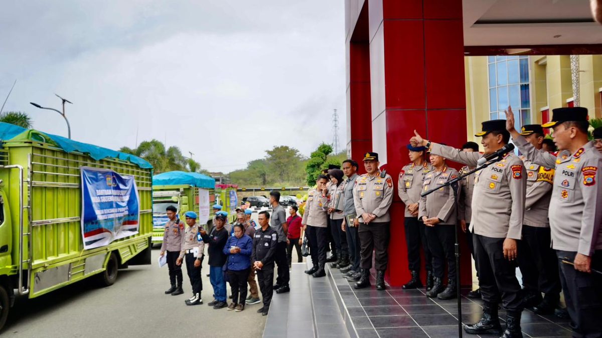 Kapolda Sulteng Lepas Bantuan 30 Ton Beras hingga Ribuan Logistik untuk Sumatera