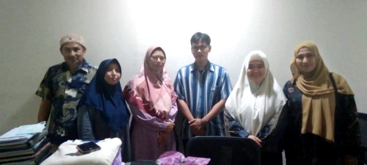 Wardani Murad Beri Beasiswa Santri Alkhairat Luwuk Kuliah di Al Azhar Kairo