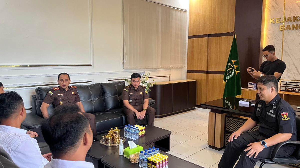 Polres Bangkep dan Kejari Banggai Laut Bahas Percepatan Penanganan Perkara dalam Pertemuan Koordinasi