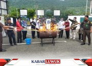 Kejari Banggai Musnahkan Barang Rampasan Pidum, Sabu hingga Senjata Tajam Dimusnahkan