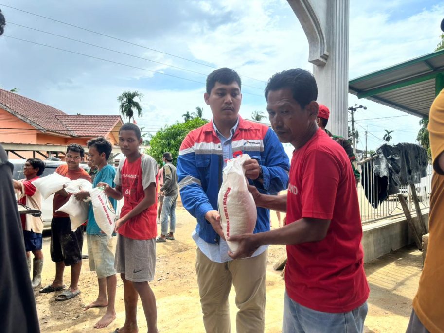 Dukung Pemulihan Pascabencana, Pertamina Hulu Energi Terus Salurkan Bantuan Kemanusiaan untuk Korban Bencana di Sumatera