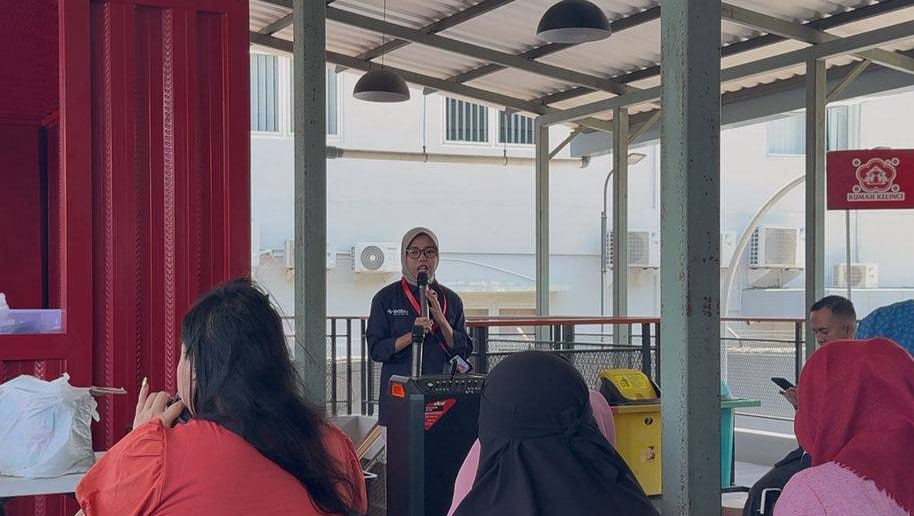 Indibiz Berkolaborasi dengan Rumah BUMN Palu Dorong UMKM Naik
Kelas melalui Pelatihan dan Solusi Digital