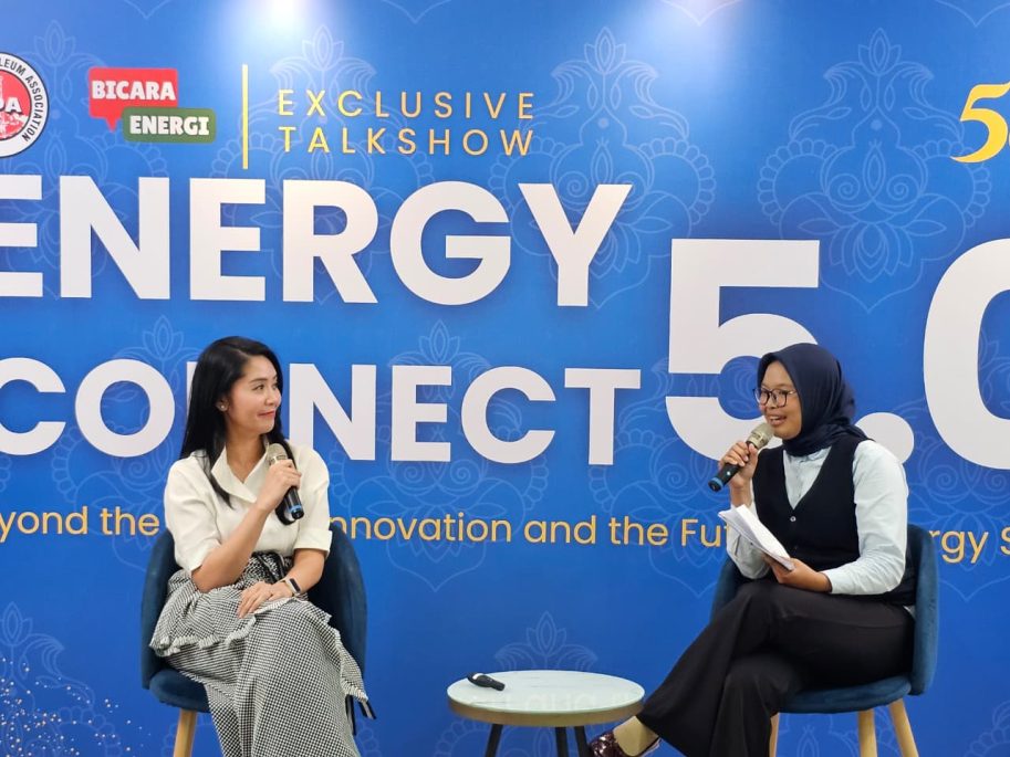 DSLNG Dorong Kesiapan Gen Z Masuk Industri Energi melalui Energy Connect 5.0