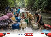 Luwuk Kota Berair Dilanda Krisis Air Bersih, Warga Minta Bupati Evaluasi PDAM