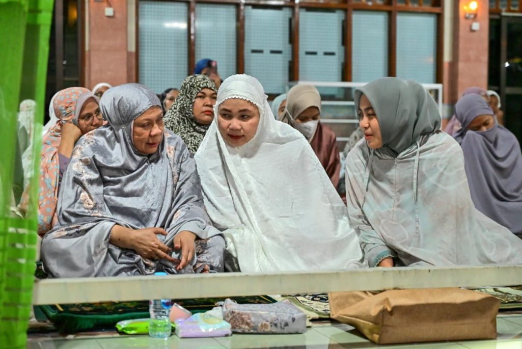 Safari Ramadhan Perdana 2026, Wagub Sulteng Kunjungi Masjid An-Namira Palu: Perkuat Iman Lewat Program "Berani Berkah"