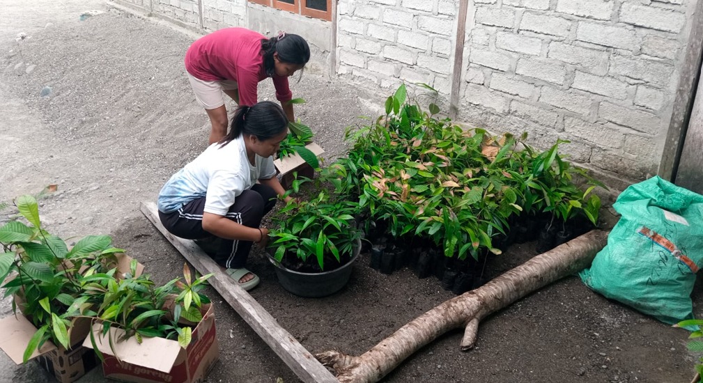 Bersama DSLNG, Pemuda Babang Buyangge Ubah Ancaman Lingkungan Jadi Harapan Baru