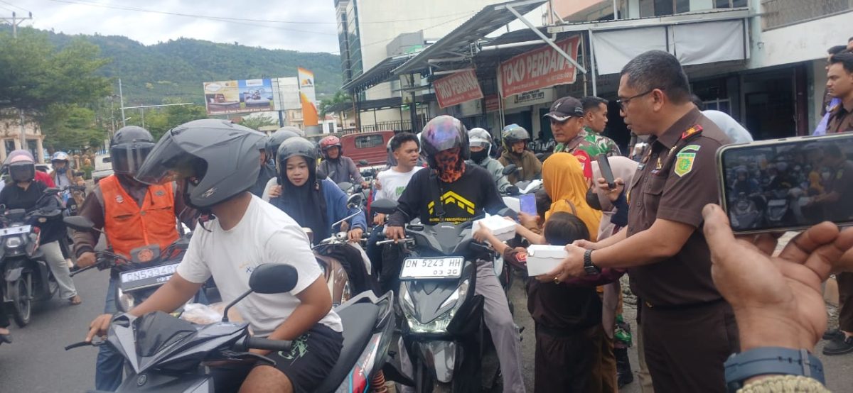 Kejaksaan Negeri Banggai Gelar Buka Puasa Bersama IAD, Guru TK dan Wartawan