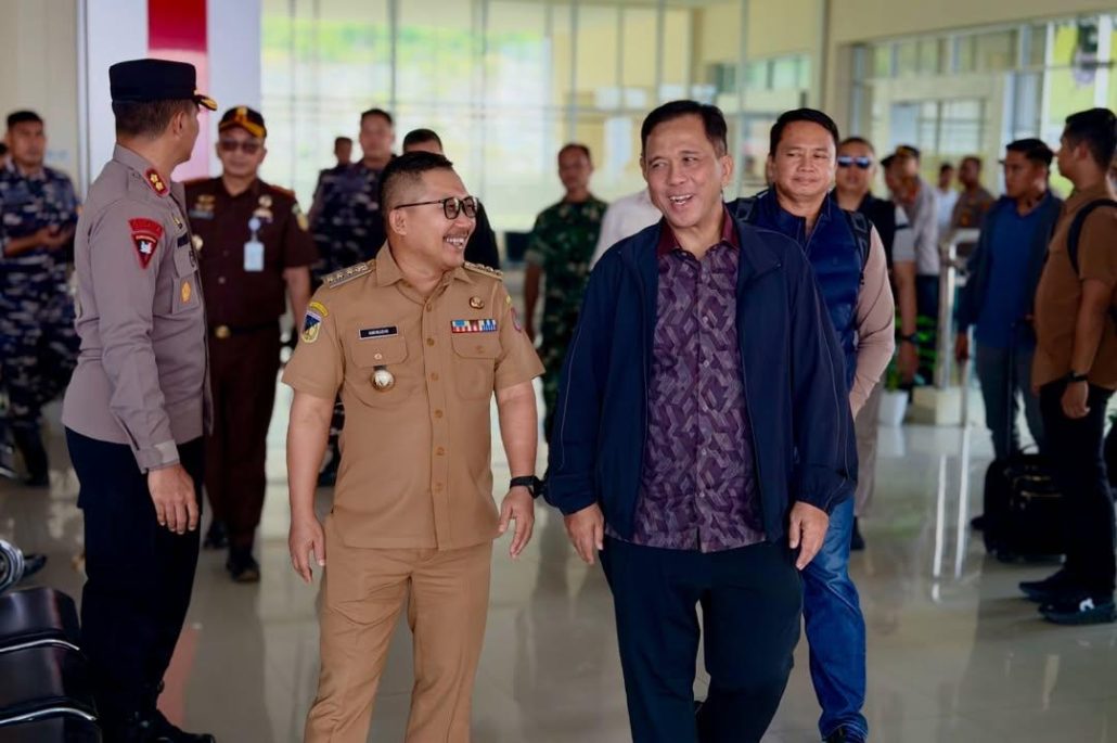 Kapolres dan Bupati Banggai Sambut Hangat Kedatangan Kapolda Sulteng di Luwuk