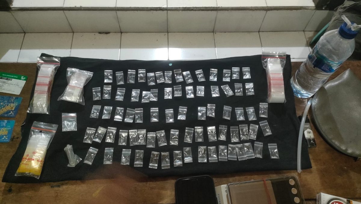 Pria di Bualemo Banggai Diciduk Polisi, Sita 75 Paket Sabu