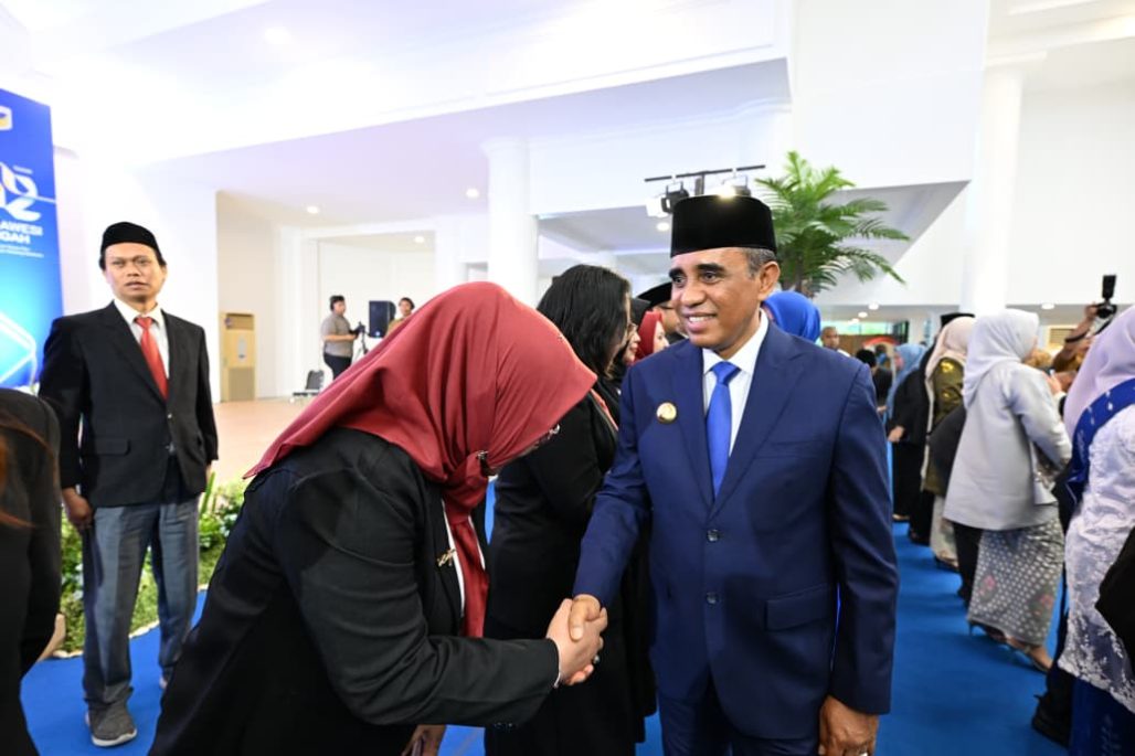 Tegaskan Rakyat Tak Kenal Efisiensi, Gubernur Anwar Hafid Pesan Optimalkan Pelayanan
