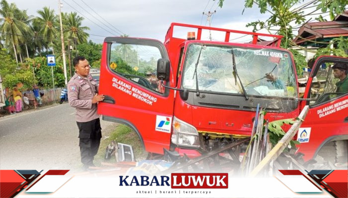 Truk Gas LPG Tabrak Dua Pagar Rumah di Kintom