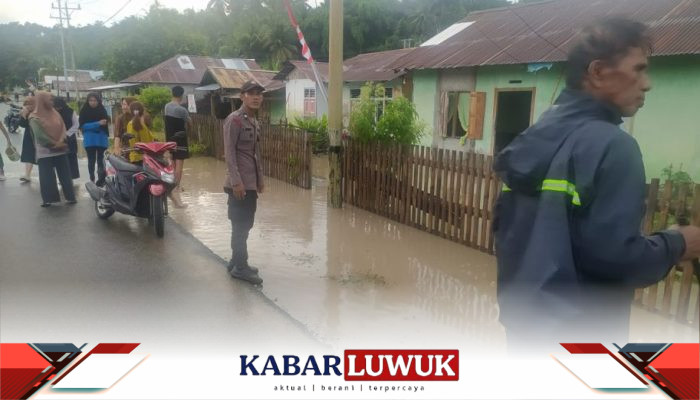 Polsek Balantak Pantau Serta Evakuasi Warga Terdampak Banjir