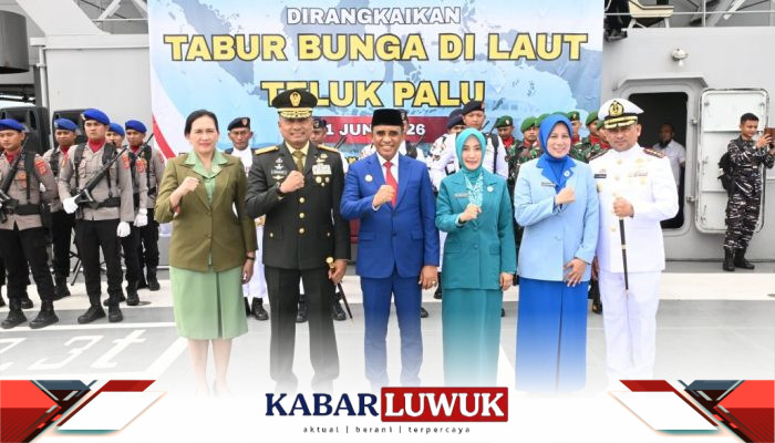 Tabur Bunga di Teluk Palu, Gubernur Anwar Hafid Apresiasi Kemanunggalan TNI AL Lewat Operasi Trisila-26
