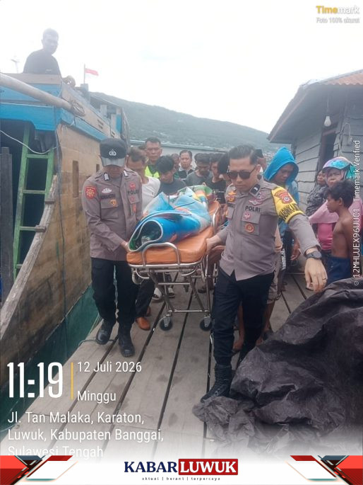 Polisi Evakuasi Mayat Pria di Pelabuhan Feri Luwuk