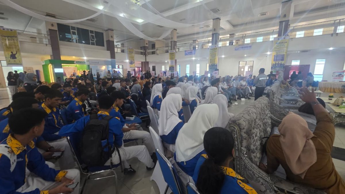DSLNG Dukung Bursa Kerja Banggai, Perkuat Talenta Lokal Menuju Dunia Kerja