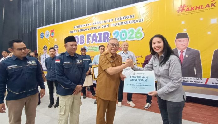 DSLNG Buka Beragam Lowongan Kerja di Job Fair Banggai 2026, Wabup Furqanuddin Tinjau Langsung Stan Perusahaan