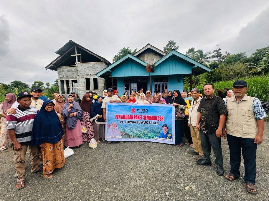 PT KLS Kembali Lakukan Aksi Sosial di Kecamatan Moilong
