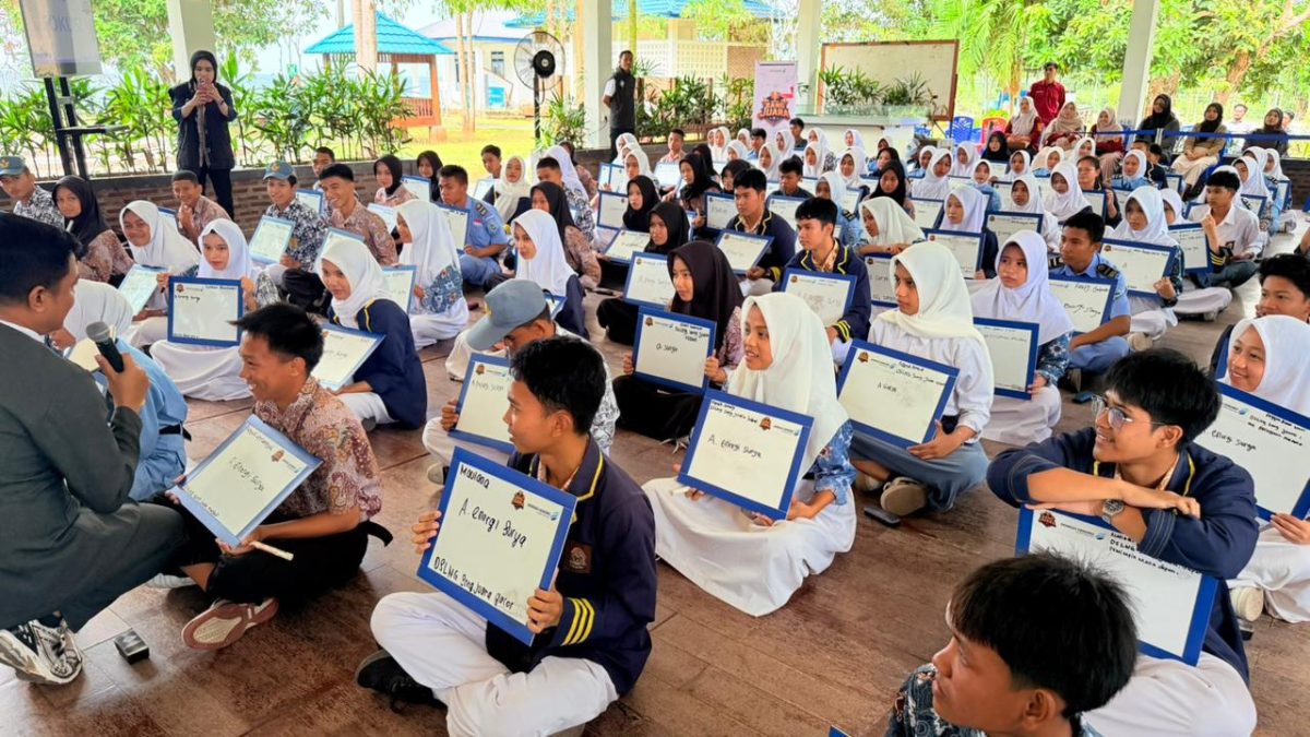 Adu Wawasan Pelajar Tiga Kecamatan, Marwah Jadi Sang Juara DSLNG