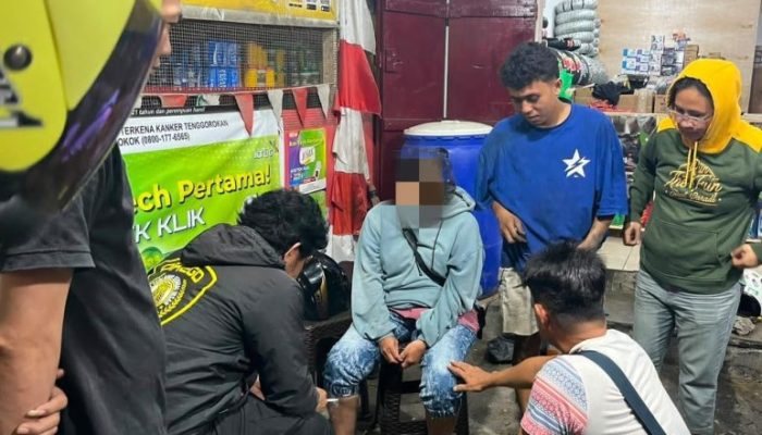 Emak-emak Diduga Pengedar Sabu di Luwuk Banggai Ditangkap Polisi