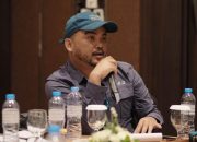 Guru Menunggu Kepastian, MBG Mendapat Prioritas: Ke Mana Negara Membawa Pendidikan?