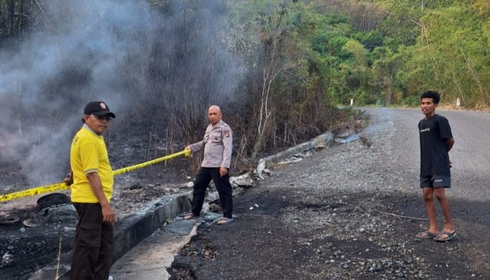 Hilang Kendali, Truk Tangki BBM Terbakar di Balantak Utara Banggai