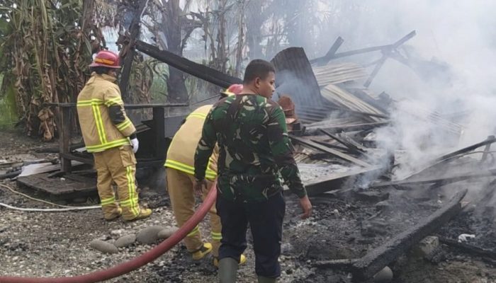 PT Pertamina EP Donggi Matindok Field Gerak Cepat Bantu Padamkan Kebakaran Rumah Warga di Kelurahan Bakung