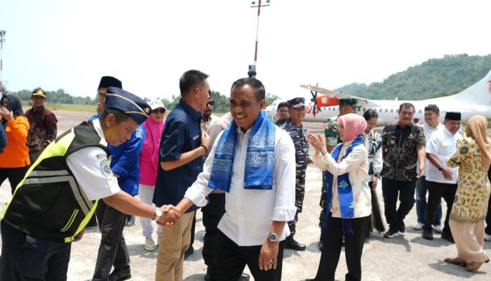 Gubernur Anwar Hafid Tiba di Tolitoli, Siap Sapa dan Hadir Bersama Masyarakat