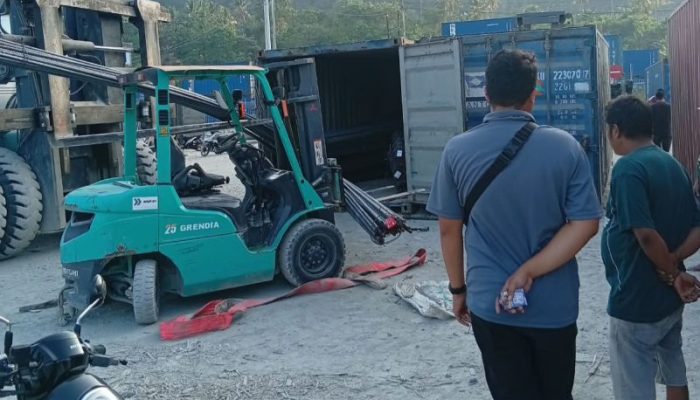 Polisi Tangani Kecelakaan Kerja, Operator Forklift Meninggal di Pelabuhan Tangkiang Kintom