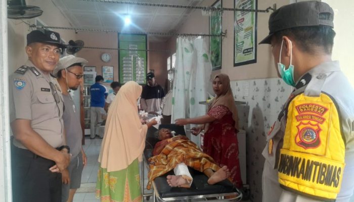 Laka Lantas di Masama, Pejalan Kaki 61 Tahun Patah Kaki