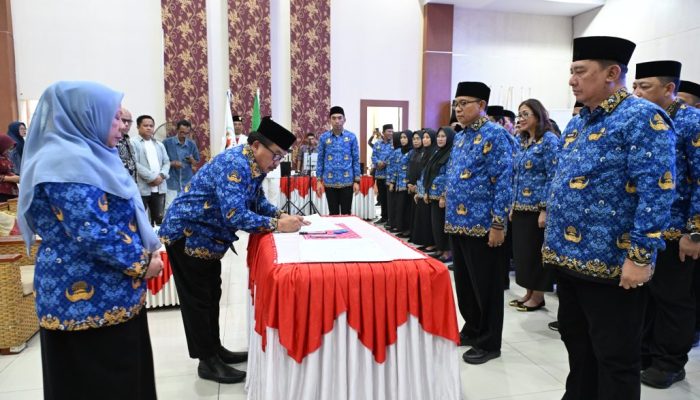 Wagub Sulteng Tekankan Pengabdian dan Perlindungan ASN dalam Pengukuhan Korpri 2026–2031