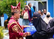 Berani Berbagi, Anwar Hafid Salurkan 5.000 Paket Sembako untuk Warga Morowali Utara